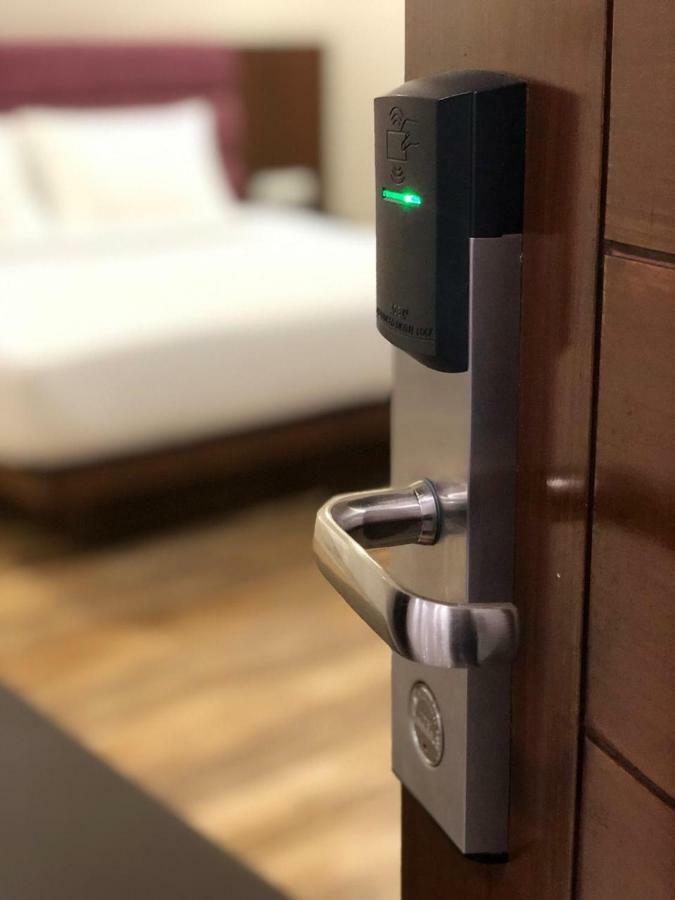 Hotel Ak Suites Patiāla Eksteriør bilde